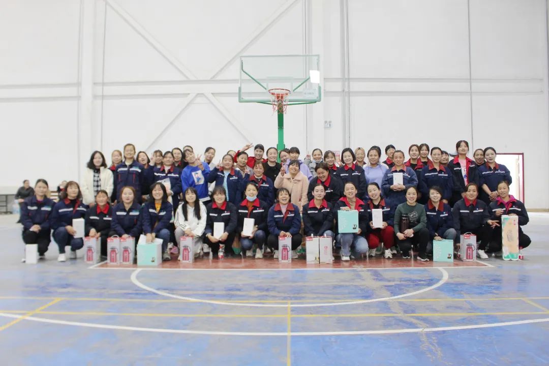 凝聚妇女力量，展示巾帼风采