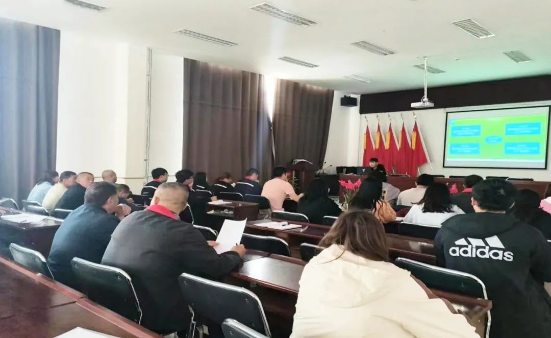 加强溶矿技术培训，全面提升专业水平